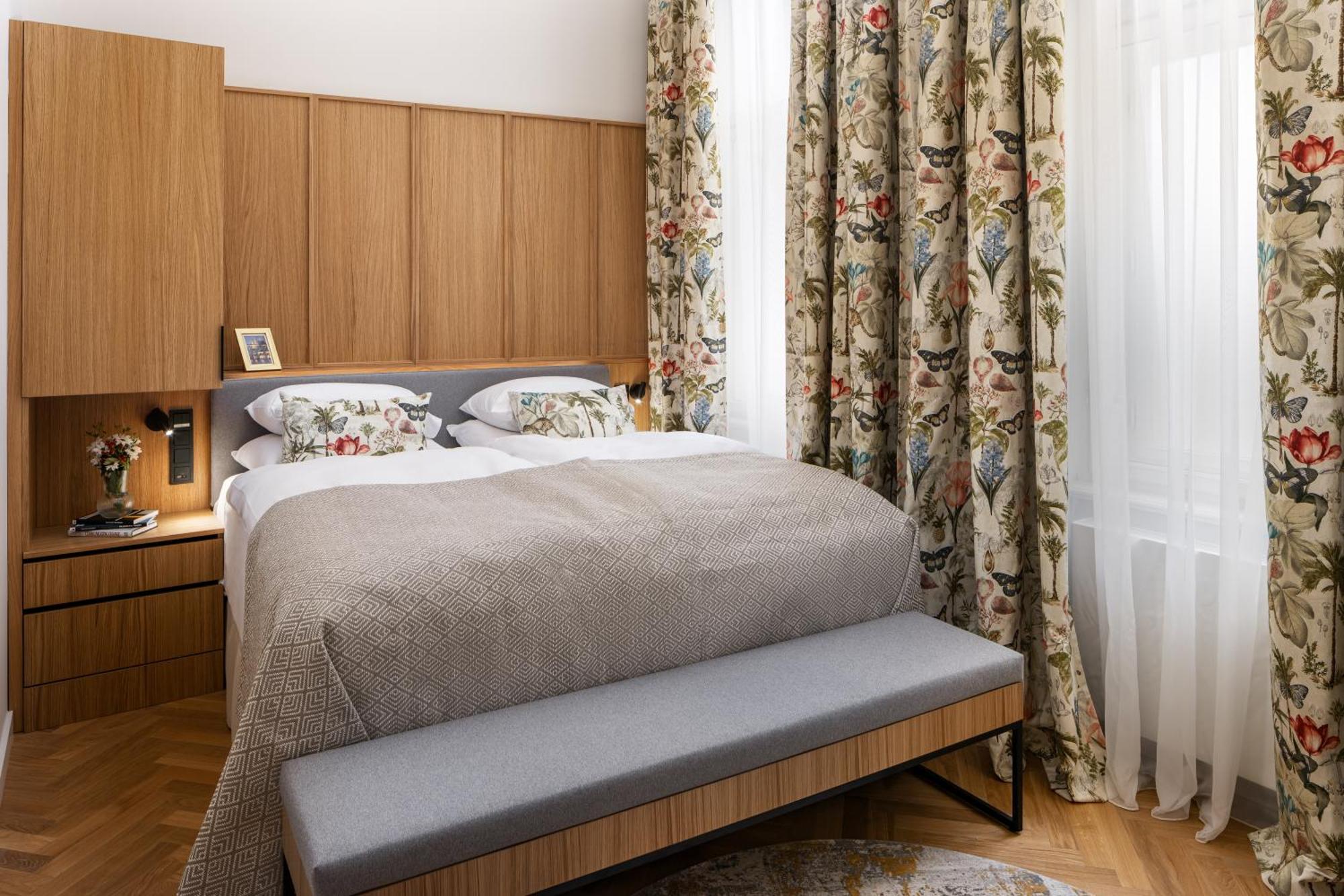 R16 Residences 프라하 외부 사진